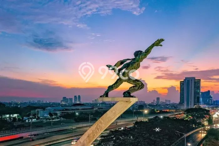 Unit Ruko Dijual di Tebet Jakarta Selatan Luas Tanah 350m2, Luas Bangunan 330m2 Unit Ruko Dijual di Tebet Jakarta Selatan Luas Tanah 350m2, Luas Bangunan 330m2