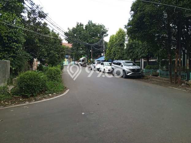 For Sale! Luxury House LT 396m2 Desain Modern di Tanah Kusir For Sale! Luxury House LT 396m2 Desain Modern di Tanah Kusir