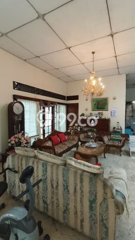 Dijual Hunian Mewah dengan Fasilitas Sekitar Komplit di Ciracas, Jakarta Timur Dijual Hunian Mewah dengan Fasilitas Sekitar Komplit di Ciracas, Jakarta Timur