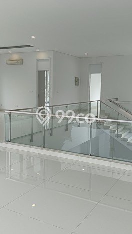 Rumah Luxury Modern Siap Huni di Cibubur Jakarta Timur Rumah Luxury Modern Siap Huni di Cibubur Jakarta Timur