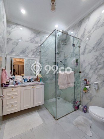 Dijual Rumah Mewah Megah Dengan View Eksklusif di Ragunan, Jakarta Selatan Dijual Rumah Mewah Megah Dengan View Eksklusif di Ragunan, Jakarta Selatan