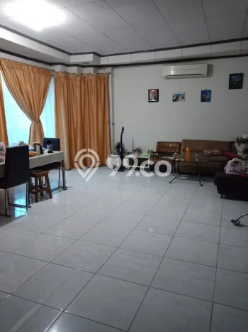 Ready to Use! Luxury House LT 240m2 Desain Elegan di Duta Garden Ready to Use! Luxury House LT 240m2 Desain Elegan di Duta Garden