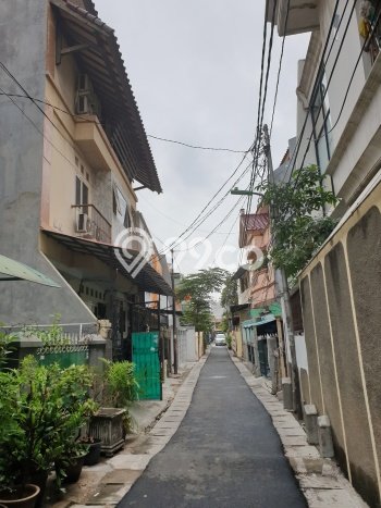 Jual Rumah Luas Megah Dengan View Cantik di Grogol, Jakarta Barat Jual Rumah Luas Megah Dengan View Cantik di Grogol, Jakarta Barat