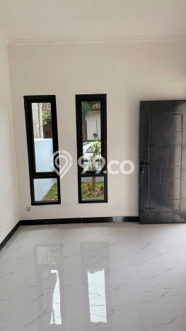 For Sale Hunian Rumah Terawat 2 KT di Cinangka, Depok For Sale Hunian Rumah Terawat 2 KT di Cinangka, Depok