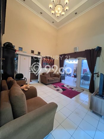 Rumah Modern Cantik 3 Kamar Siap Huni di Kemang Rumah Modern Cantik 3 Kamar Siap Huni di Kemang