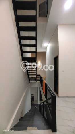 Jual Rumah Mewah Elegan Dengan View Cantik di Pluit, Jakarta Utara Jual Rumah Mewah Elegan Dengan View Cantik di Pluit, Jakarta Utara