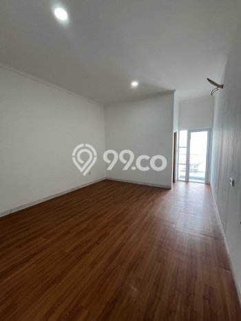 Rumah Mewah LB 190m2 Siap Huni Desain Elegan di Pluit, Jakarta Utara Rumah Mewah LB 190m2 Siap Huni Desain Elegan di Pluit, Jakarta Utara
