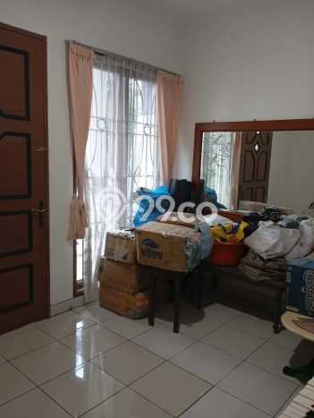 Jual Rumah Mewah Megah Dengan View Eksklusif di Permata Buana, Jakarta Barat Jual Rumah Mewah Megah Dengan View Eksklusif di Permata Buana, Jakarta Barat