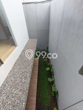 Dijual Rumah Mewah Megah Dengan View Cantik di Joglo, Jakarta Barat Dijual Rumah Mewah Megah Dengan View Cantik di Joglo, Jakarta Barat