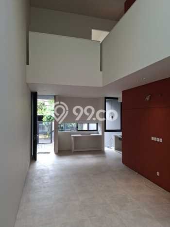 Hunian Mewah LB 199m2 Siap Huni Desain Elegan di Joglo, Jakarta Barat Hunian Mewah LB 199m2 Siap Huni Desain Elegan di Joglo, Jakarta Barat