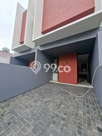 Jual Rumah Mewah Megah Dengan View Cantik di Joglo, Jakarta Barat Jual Rumah Mewah Megah Dengan View Cantik di Joglo, Jakarta Barat