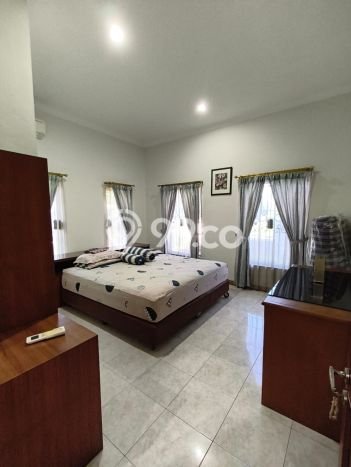 Rumah Elit Modern Siap Huni di Villa Meruya Jakarta Barat Rumah Elit Modern Siap Huni di Villa Meruya Jakarta Barat