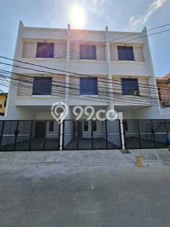 Ready to Use! Luxury House LT 72m2 Desain Modern di Tanjung Duren Ready to Use! Luxury House LT 72m2 Desain Modern di Tanjung Duren