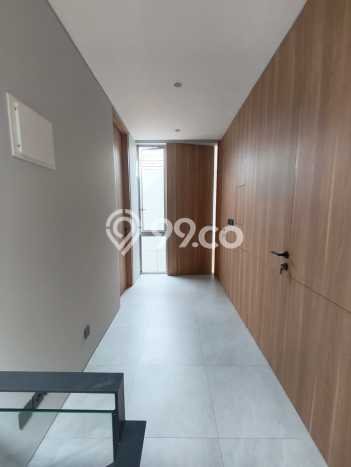 Dijual Rumah Mewah Megah Dengan View Cantik di Joglo, Jakarta Barat Dijual Rumah Mewah Megah Dengan View Cantik di Joglo, Jakarta Barat