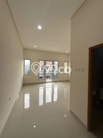 Jual Rumah Modern 3 KT di Meruya, Jakarta Barat Jual Rumah Modern 3 KT di Meruya, Jakarta Barat