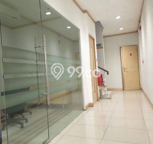 Untuk Dijual Ruko di Kebayoran Baru Jakarta Selatan LT 111m2 / LB 188m2 Untuk Dijual Ruko di Kebayoran Baru Jakarta Selatan LT 111m2 / LB 188m2
