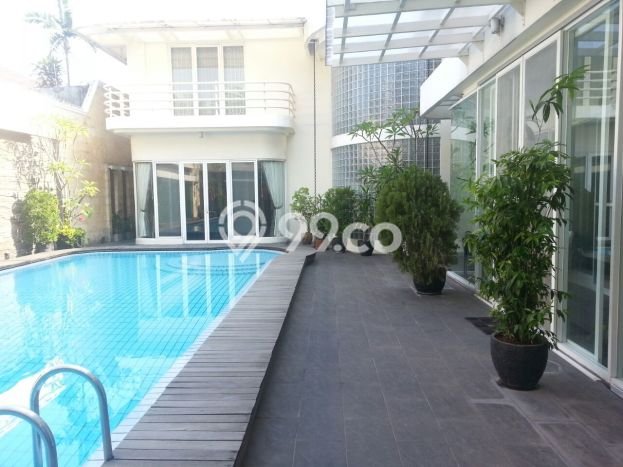 Jual Rumah Luas Megah Dengan View Eksklusif di Pondok Indah, Jakarta Selatan Jual Rumah Luas Megah Dengan View Eksklusif di Pondok Indah, Jakarta Selatan
