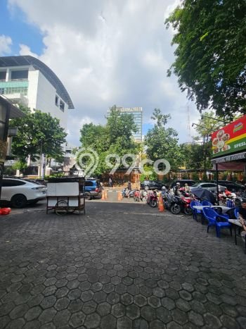 Ruko Premium Kawasan Kebayoran Baru, Luas 800m², Kawasan Berkembang Ruko Premium Kawasan Kebayoran Baru, Luas 800m², Kawasan Berkembang