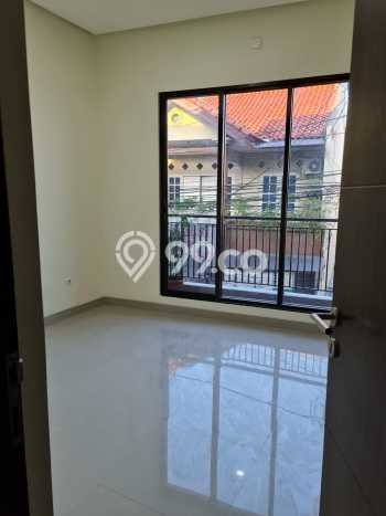 Rumah Modern Minimalis 3 Kamar Siap Huni di Kebayoran Baru Rumah Modern Minimalis 3 Kamar Siap Huni di Kebayoran Baru
