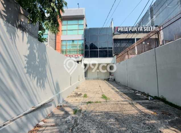 LOKASI STRATEGIS! Ruko di Mampang Prapatan, Luas 162m2m², Pusat Bisnis, Mainroad LOKASI STRATEGIS! Ruko di Mampang Prapatan, Luas 162m2m², Pusat Bisnis, Mainroad