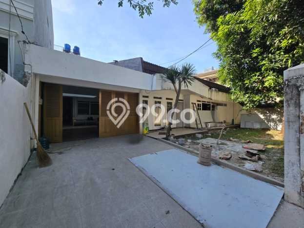 GOOD DEAL! Rumah di Senopati, 3 KM, Siap Huni, LT 360m² LB 250m² GOOD DEAL! Rumah di Senopati, 3 KM, Siap Huni, LT 360m² LB 250m²
