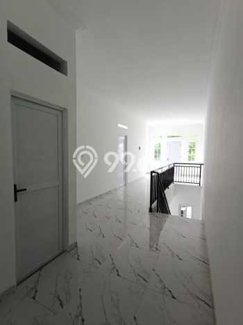 Rumah Modern 4 KT LT 112m2 di Pondok Gede Rumah Modern 4 KT LT 112m2 di Pondok Gede