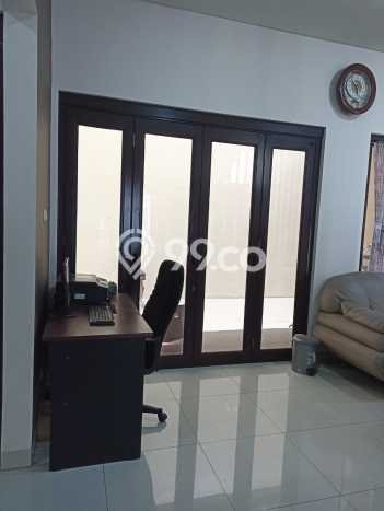 Rumah Elit Modern Tanpa Renovasi di Harapan Indah Bekasi Rumah Elit Modern Tanpa Renovasi di Harapan Indah Bekasi