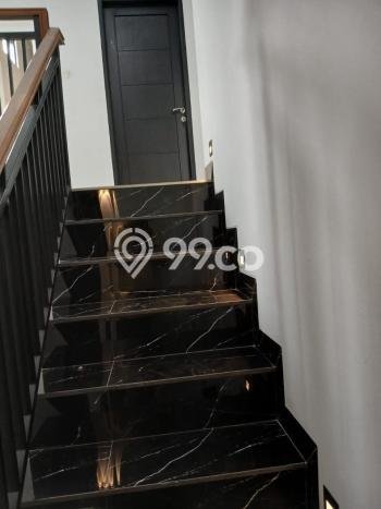 Jual Rumah Eksklusif 4 KT di Ciganjur, Jakarta Selatan Jual Rumah Eksklusif 4 KT di Ciganjur, Jakarta Selatan