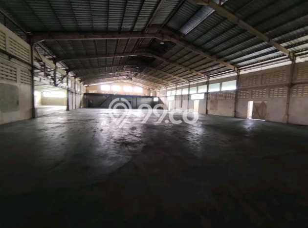 Unit Gudang Disewa Lokasi Cikupa, Tangerang Spesifikasi Luas Bangunan 2350m2 Unit Gudang Disewa Lokasi Cikupa, Tangerang Spesifikasi Luas Bangunan 2350m2