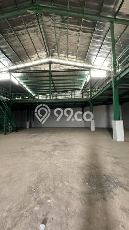 LOKASI STRATEGIS! Gudang For Rent Kawasan Legok, Luas 900m², Area Bisnis LOKASI STRATEGIS! Gudang For Rent Kawasan Legok, Luas 900m², Area Bisnis