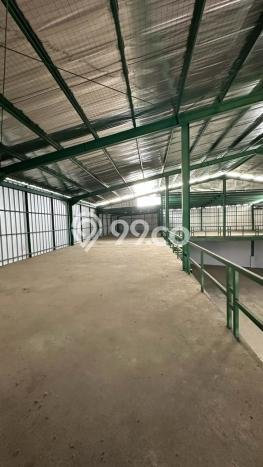 LOKASI STRATEGIS! Gudang For Rent Kawasan Legok, Luas 900m², Area Bisnis LOKASI STRATEGIS! Gudang For Rent Kawasan Legok, Luas 900m², Area Bisnis