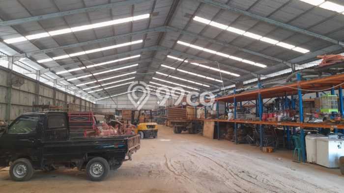 Disewakan Gudang Premium Kawasan Panongan, Luas 1800m², Pusat Komersial Disewakan Gudang Premium Kawasan Panongan, Luas 1800m², Pusat Komersial