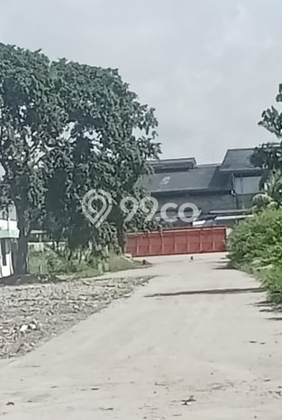 LOKASI PREMIUM! Gudang Area Komersial Kawasan Pasar Kemis, Luas 7000m², Siap Bisnis LOKASI PREMIUM! Gudang Area Komersial Kawasan Pasar Kemis, Luas 7000m², Siap Bisnis