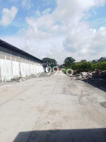 LOKASI PREMIUM! Gudang Area Komersial Kawasan Pasar Kemis, Luas 7000m², Siap Bisnis LOKASI PREMIUM! Gudang Area Komersial Kawasan Pasar Kemis, Luas 7000m², Siap Bisnis