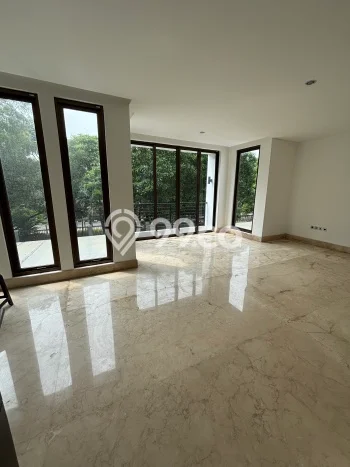 Dijual Rumah Mewah Elegan Dengan View Cantik di Pulomas, Jakarta Timur Dijual Rumah Mewah Elegan Dengan View Cantik di Pulomas, Jakarta Timur