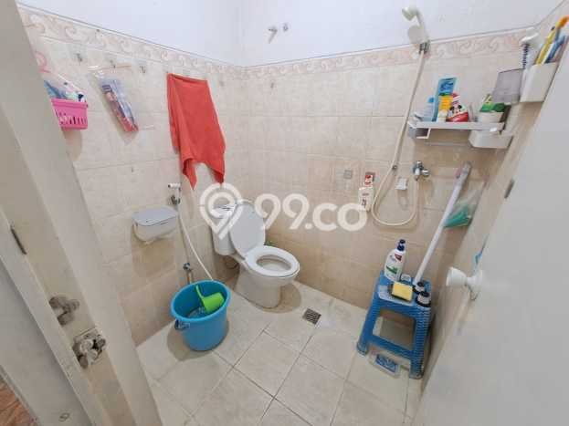 Rumah Modern Minimalis 5 Kamar Siap Huni di Serpong Utara Rumah Modern Minimalis 5 Kamar Siap Huni di Serpong Utara