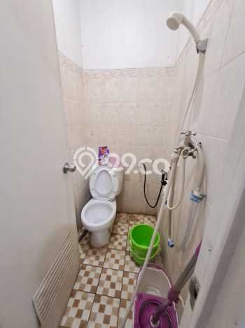 Rumah Modern Minimalis 5 Kamar Siap Huni di Serpong Utara Rumah Modern Minimalis 5 Kamar Siap Huni di Serpong Utara