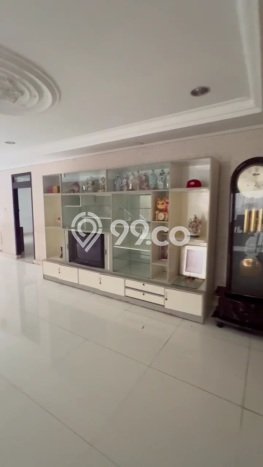KESEMPATAN EMAS! Rumah di Mangga Besar, Jakarta Barat, Luas 403m² Bangunan 500m² KESEMPATAN EMAS! Rumah di Mangga Besar, Jakarta Barat, Luas 403m² Bangunan 500m²