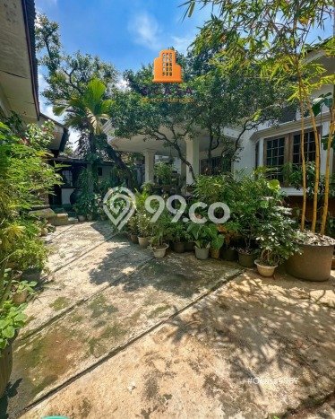 For Sale! Luxury House LT 1000m2 Desain Elegan di Kemang For Sale! Luxury House LT 1000m2 Desain Elegan di Kemang