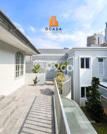 Rumah Luxury Modern Siap Huni di Kuningan Jakarta Selatan Rumah Luxury Modern Siap Huni di Kuningan Jakarta Selatan