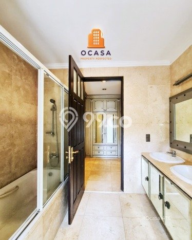 Dijual Rumah Mewah Exclusive di Kebayoran Baru, Jakarta Selatan Dijual Rumah Mewah Exclusive di Kebayoran Baru, Jakarta Selatan