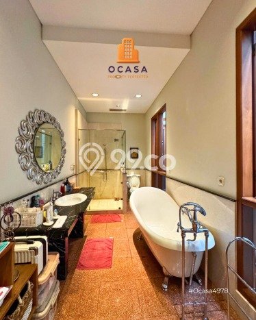 Siap Huni Rumah Mewah 4 Kamar di Menteng Dekat ke Mana Saja Siap Huni Rumah Mewah 4 Kamar di Menteng Dekat ke Mana Saja