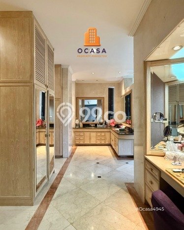 Ready to Use! Luxury House LT 1430m2 Desain Elegan di Pondok Indah Ready to Use! Luxury House LT 1430m2 Desain Elegan di Pondok Indah