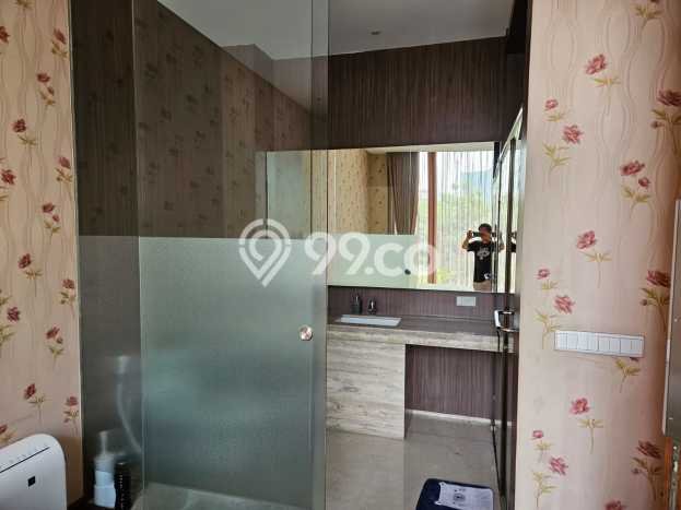 Dijual Rumah Luas Elegan Dengan View Cantik di Puri Indah, Jakarta Barat Dijual Rumah Luas Elegan Dengan View Cantik di Puri Indah, Jakarta Barat