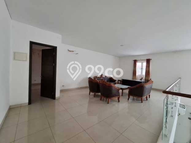 Lokasi strategis! Rumah siap pakai dikontrakkan di Cakung LB 120m2 Lokasi strategis! Rumah siap pakai dikontrakkan di Cakung LB 120m2