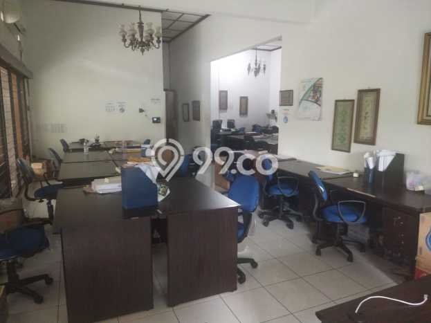 Rumah Modern Dikontrakkan di Kebayoran Baru Jakarta Selatan Area Sangat Strategis Rumah Modern Dikontrakkan di Kebayoran Baru Jakarta Selatan Area Sangat Strategis