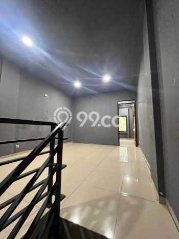 Unit Ruko Dijual di Duren Sawit Jakarta Timur Luas Tanah 89m2, Luas Bangunan 200m2 Unit Ruko Dijual di Duren Sawit Jakarta Timur Luas Tanah 89m2, Luas Bangunan 200m2