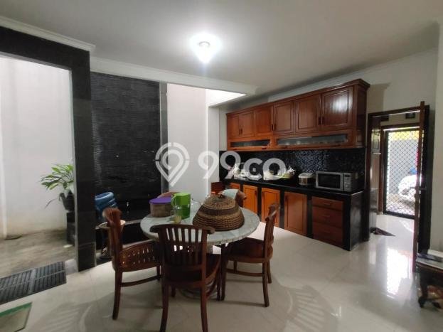 Rumah Luxury Modern Tanpa Renovasi di Rawamangun Jakarta Timur Rumah Luxury Modern Tanpa Renovasi di Rawamangun Jakarta Timur