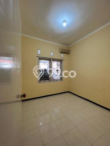 Rumah Sewa Surabaya LT 64m2 LB 50m2 Kawasan Medokan Ayu Rumah Sewa Surabaya LT 64m2 LB 50m2 Kawasan Medokan Ayu