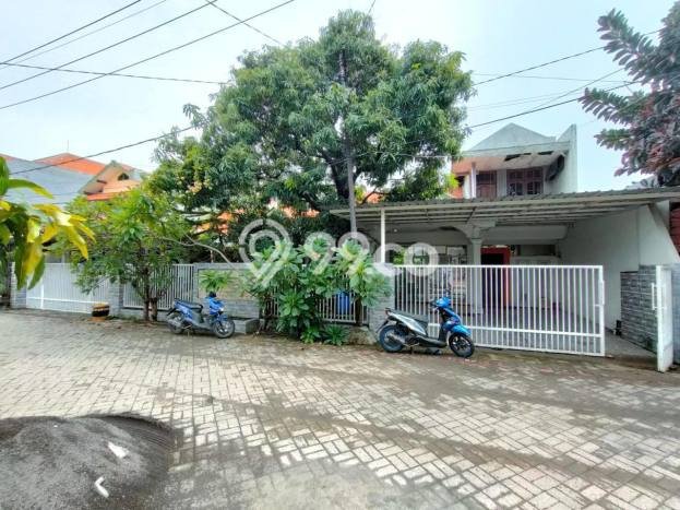 Rumah Eksklusif lokasi Tenggilis Mejoyo, Surabaya, Luas 400m2m² LB 250m2m² Rumah Eksklusif lokasi Tenggilis Mejoyo, Surabaya, Luas 400m2m² LB 250m2m²